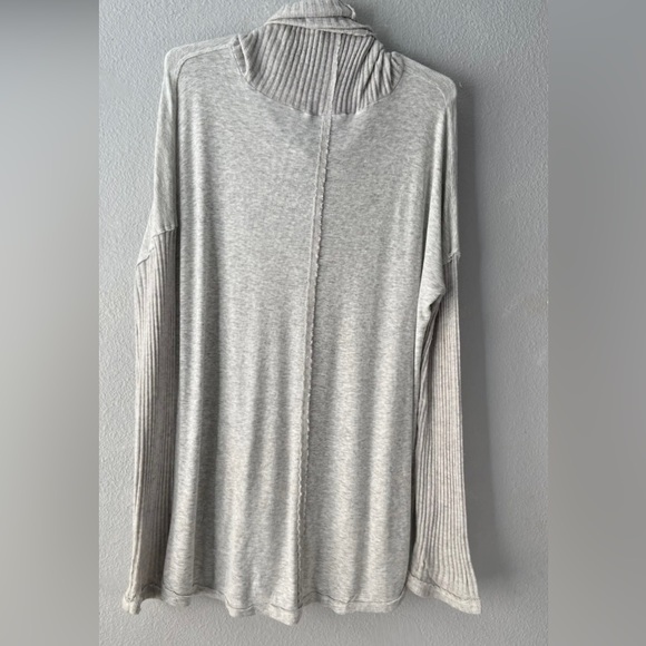 Bordeaux | Women's Light Gray Long Sleeve Tunic Cowl Neck Top Size S - Picture 6 of 7